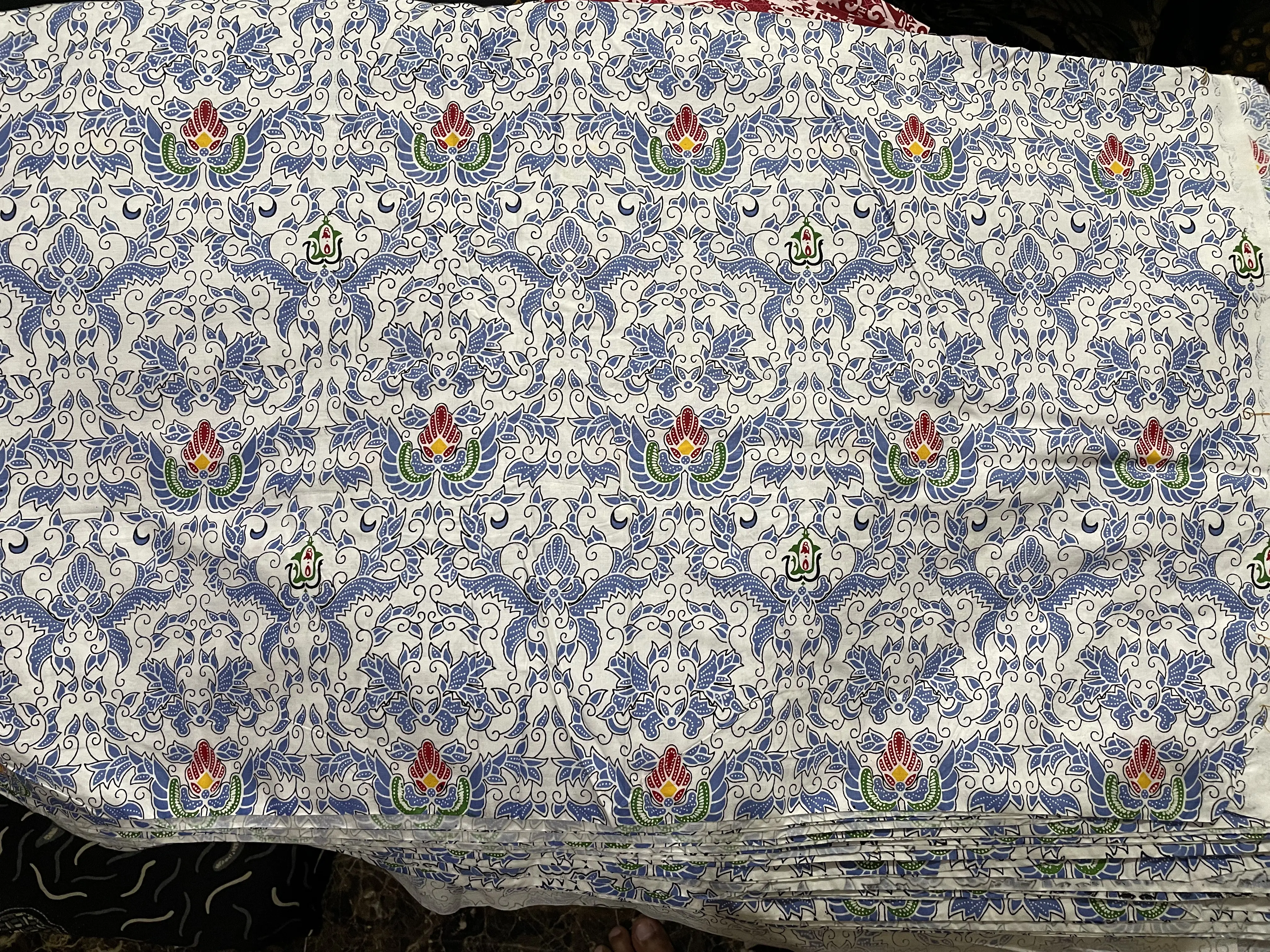 Seragam batik sekolah custom